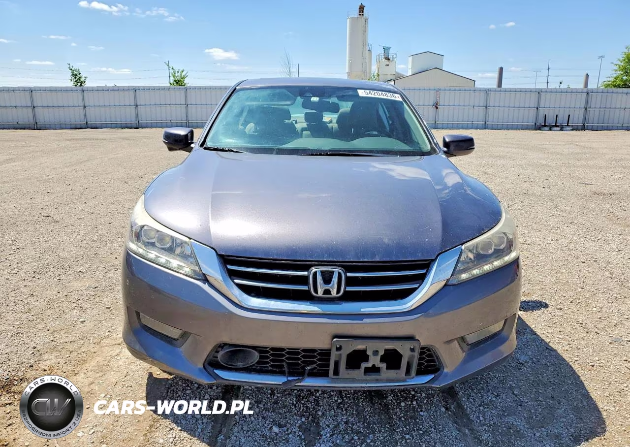 2015 Honda Accord Touring VIN:1HGCR3F92FA029773 - 5