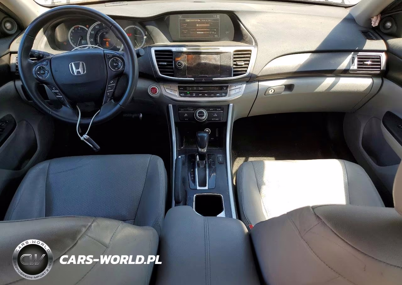 2015 Honda Accord Touring VIN:1HGCR3F92FA029773 - 8