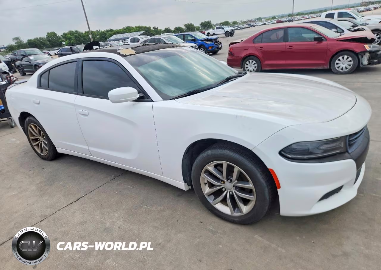2016 Dodge Charger VIN:2C3CDXHG5GH293237 - 4