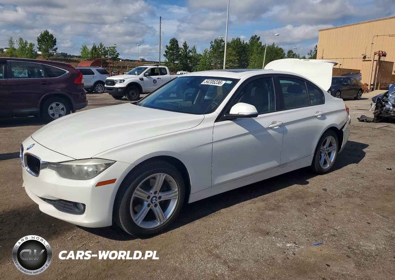 2013 BMW 320 I – zdjęcie 1 z 12