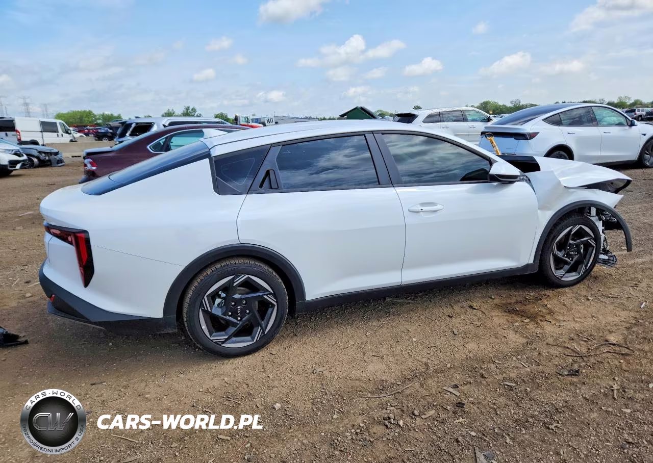2026 Kia K4 Ex VIN:3KPFU4DE3TE286949 - 3