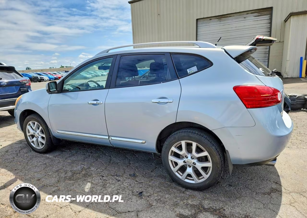2013 Nissan Rogue S VIN:JN8AS5MT0DW006453 - 2