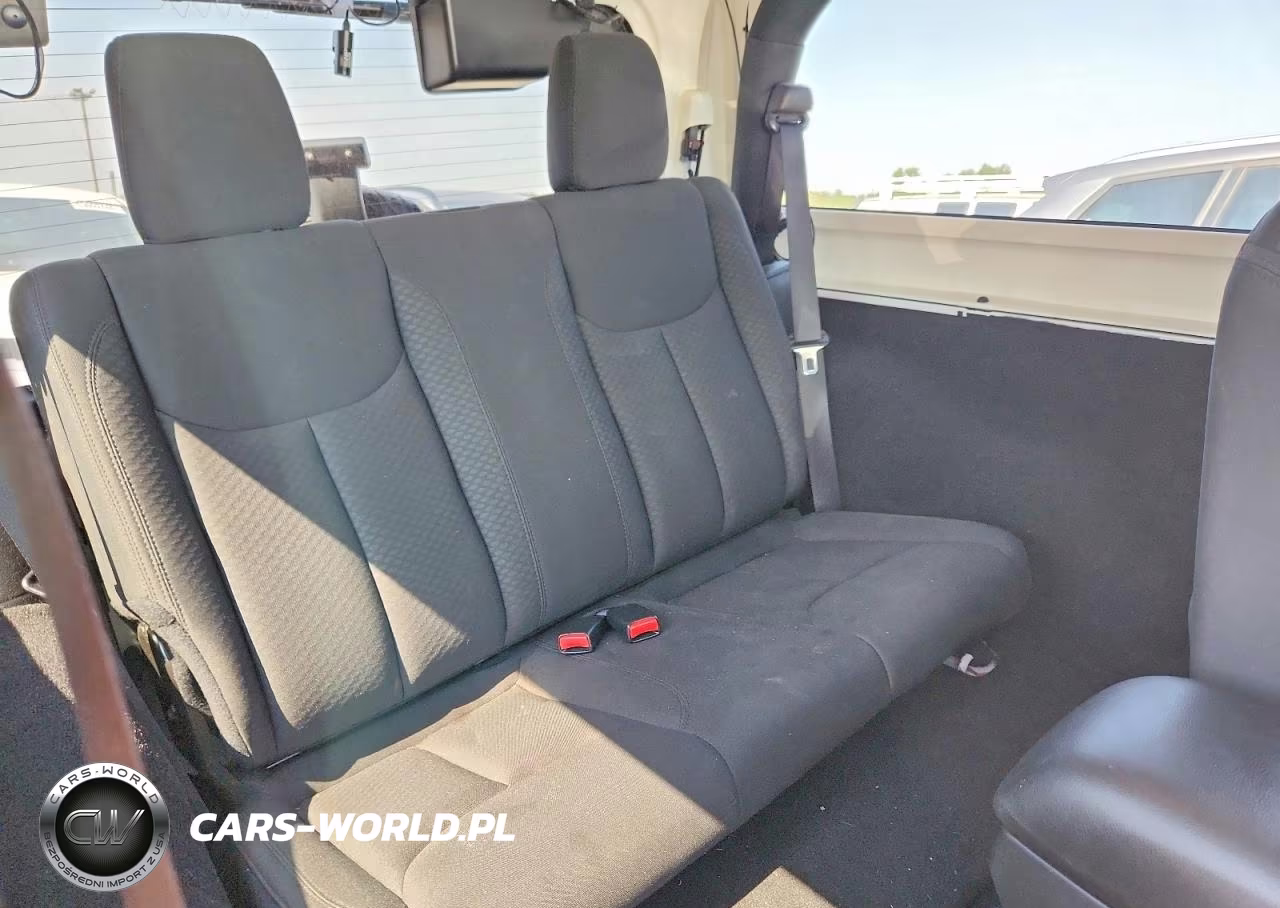 2016 Jeep Wrangler Sport VIN:1C4AJWAG1GL327791 - 10