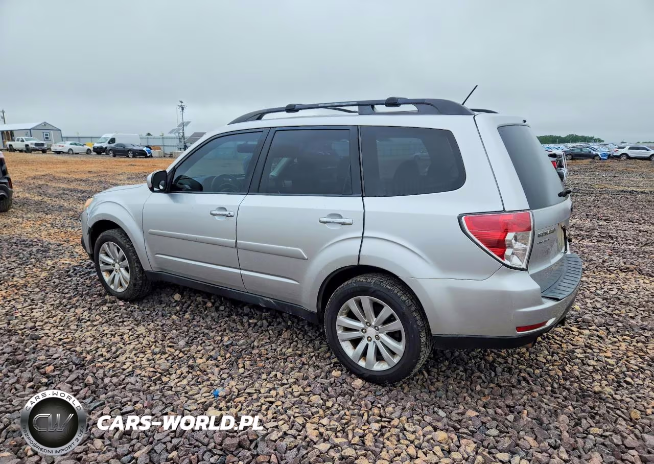 2011 Subaru Forester Limited VIN:JF2SHBEC1BH740565 - 2