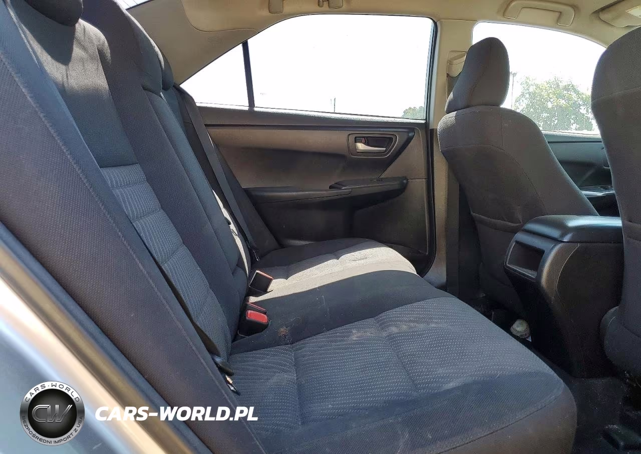 2017 Toyota Camry Le VIN:4T1BF1FK1HU377023 - 10