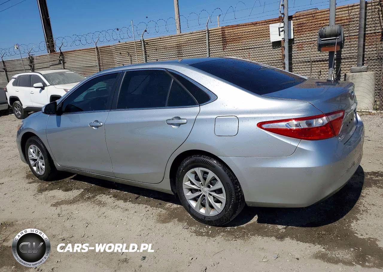 2017 Toyota Camry Le VIN:4T1BF1FK1HU377023 - 2