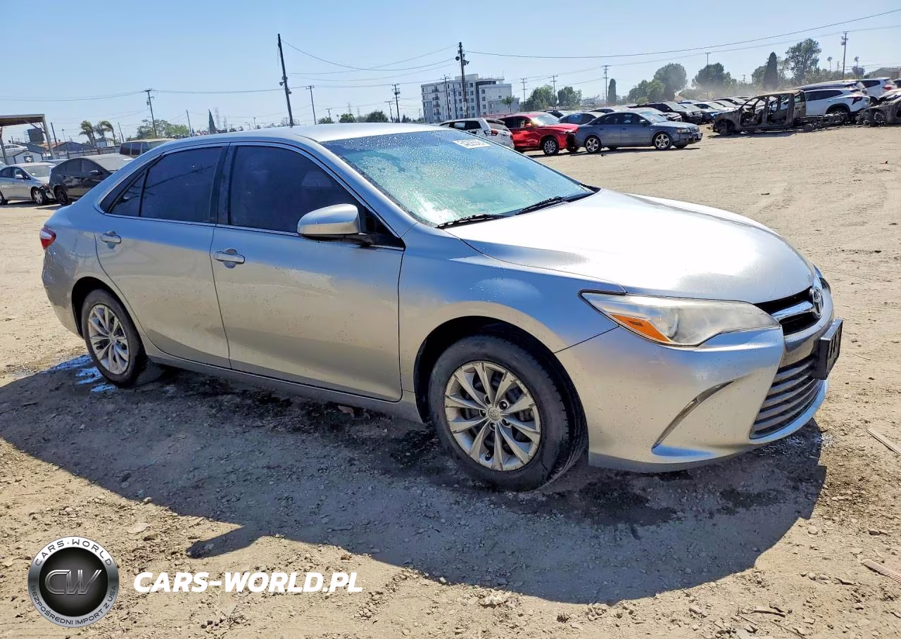2017 Toyota Camry Le VIN:4T1BF1FK1HU377023 - 4