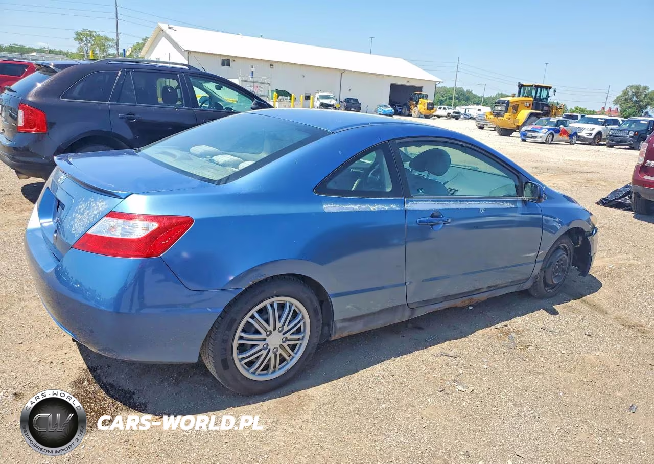 2008 Honda Civic Lx VIN:2HGFG12688H551945 - 3