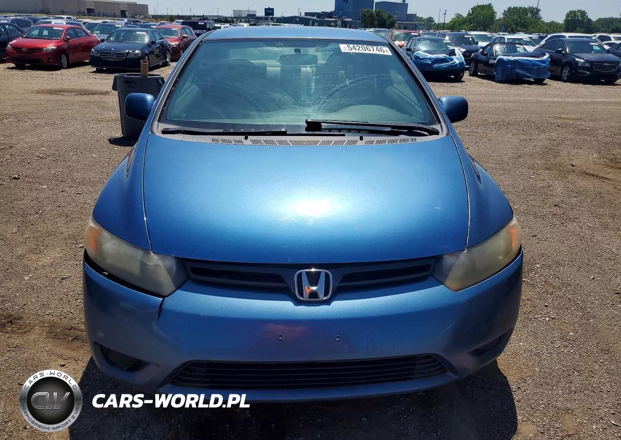 2008 Honda Civic Lx VIN:2HGFG12688H551945 - 5