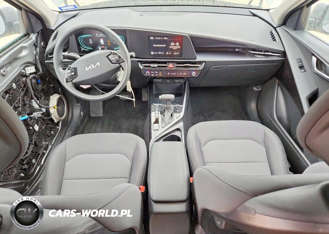 2026 Kia Niro Lx VIN:KNDCP3LE8T5342871 - 8