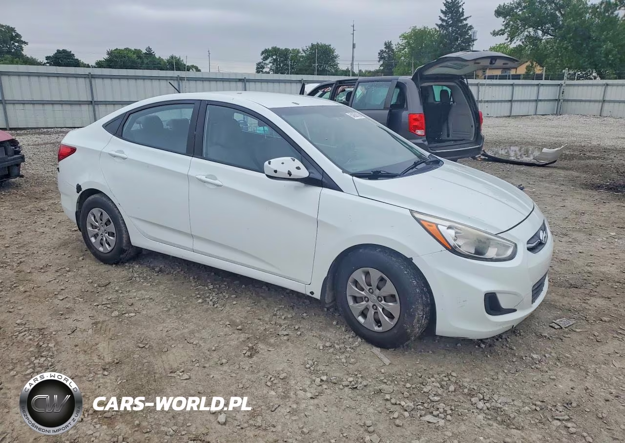 2016 Hyundai Accent Se VIN:KMHCT4AE8GU048804 - 4