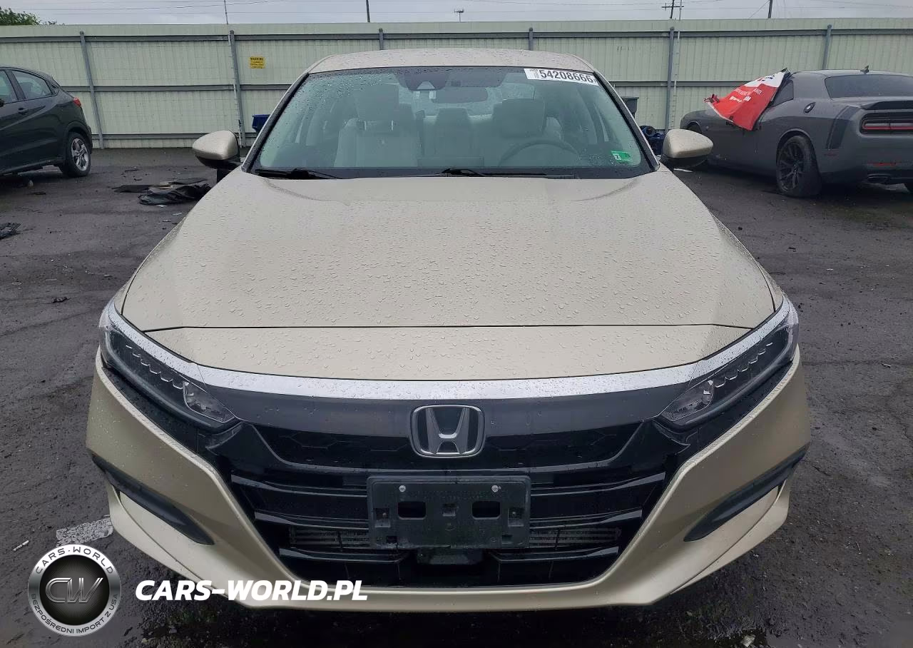 2018 Honda Accord Lx VIN:1HGCV1F17JA211519 - 5