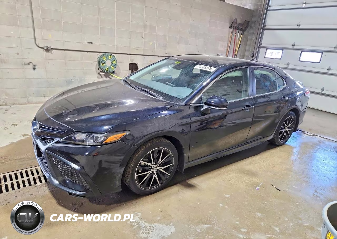 2023 Toyota Camry Se – zdjęcie 1 z 13