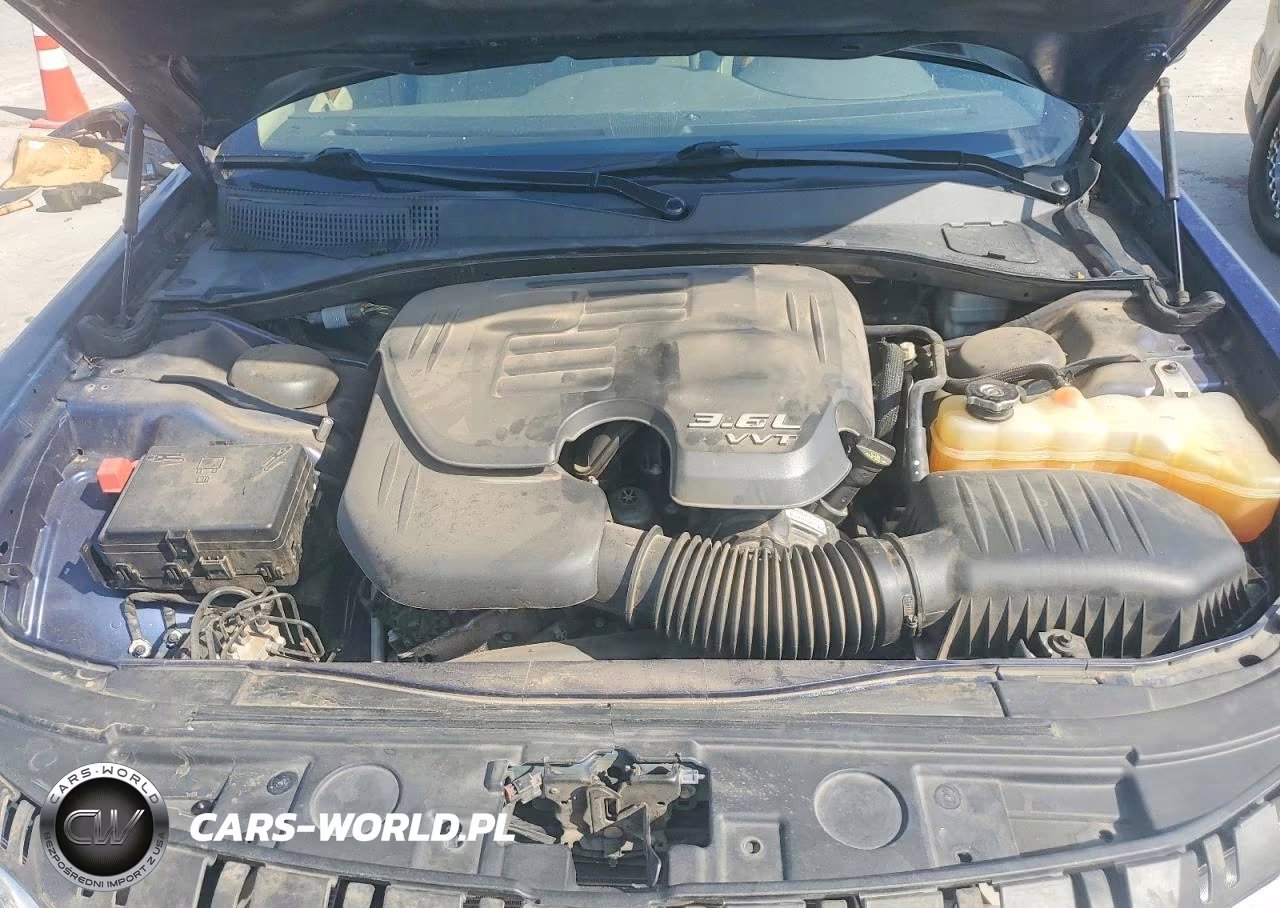 2014 Chrysler 300 VIN:2C3CCAEG4EH207904 - 11