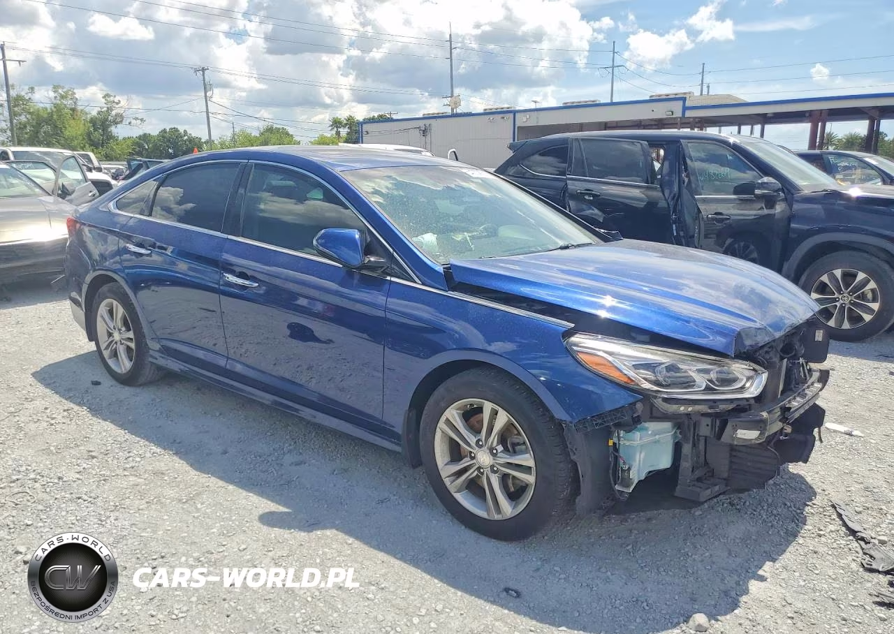 2018 Hyundai Sonata Limited VIN:5NPE34AF7JH642677 - 4