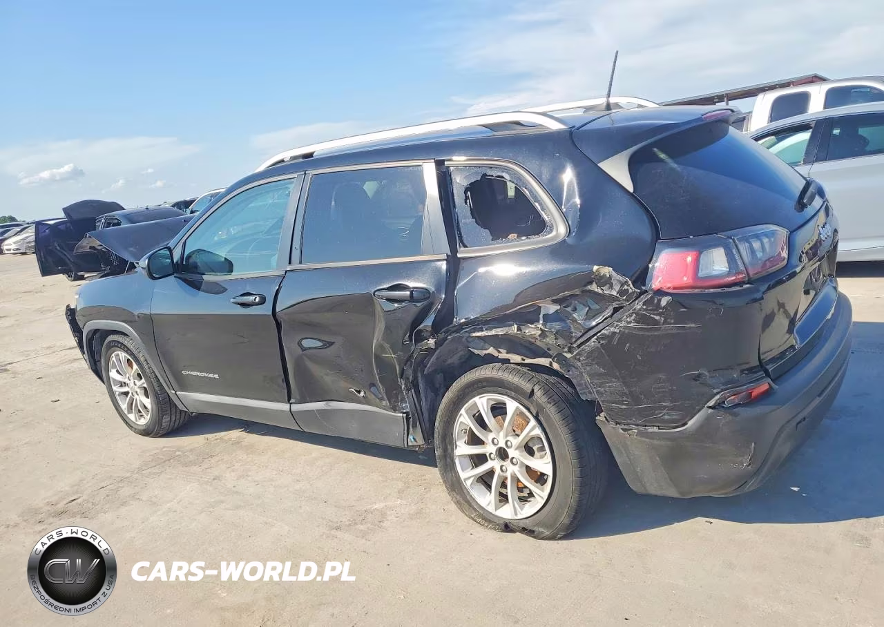 2020 Jeep Cherokee Latitude VIN:1C4PJLCB6LD561679 - 2