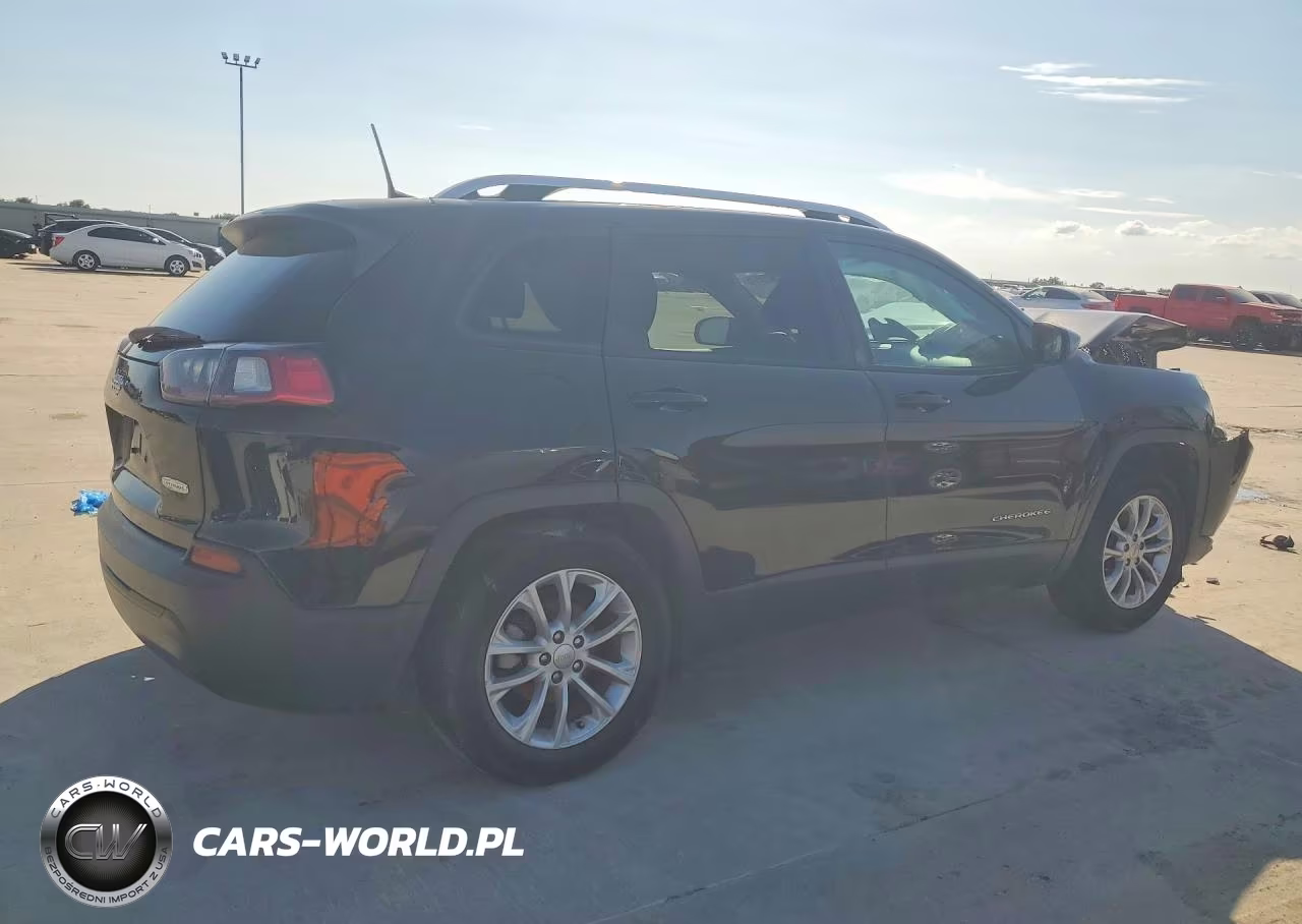 2020 Jeep Cherokee Latitude VIN:1C4PJLCB6LD561679 - 3