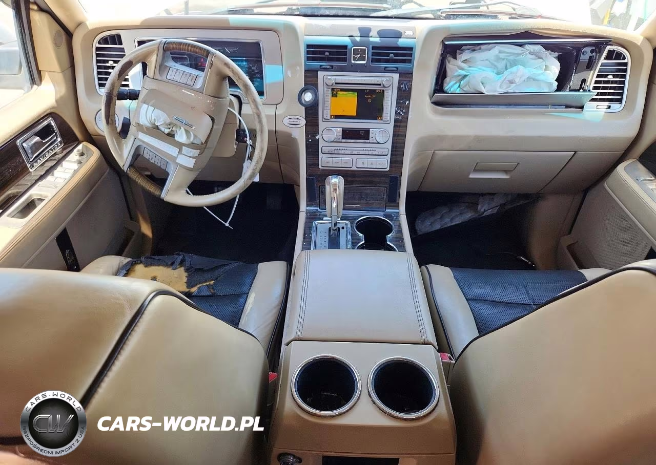 2010 Lincoln Navigator L VIN:5LMJJ3H59AEJ10268 - 8