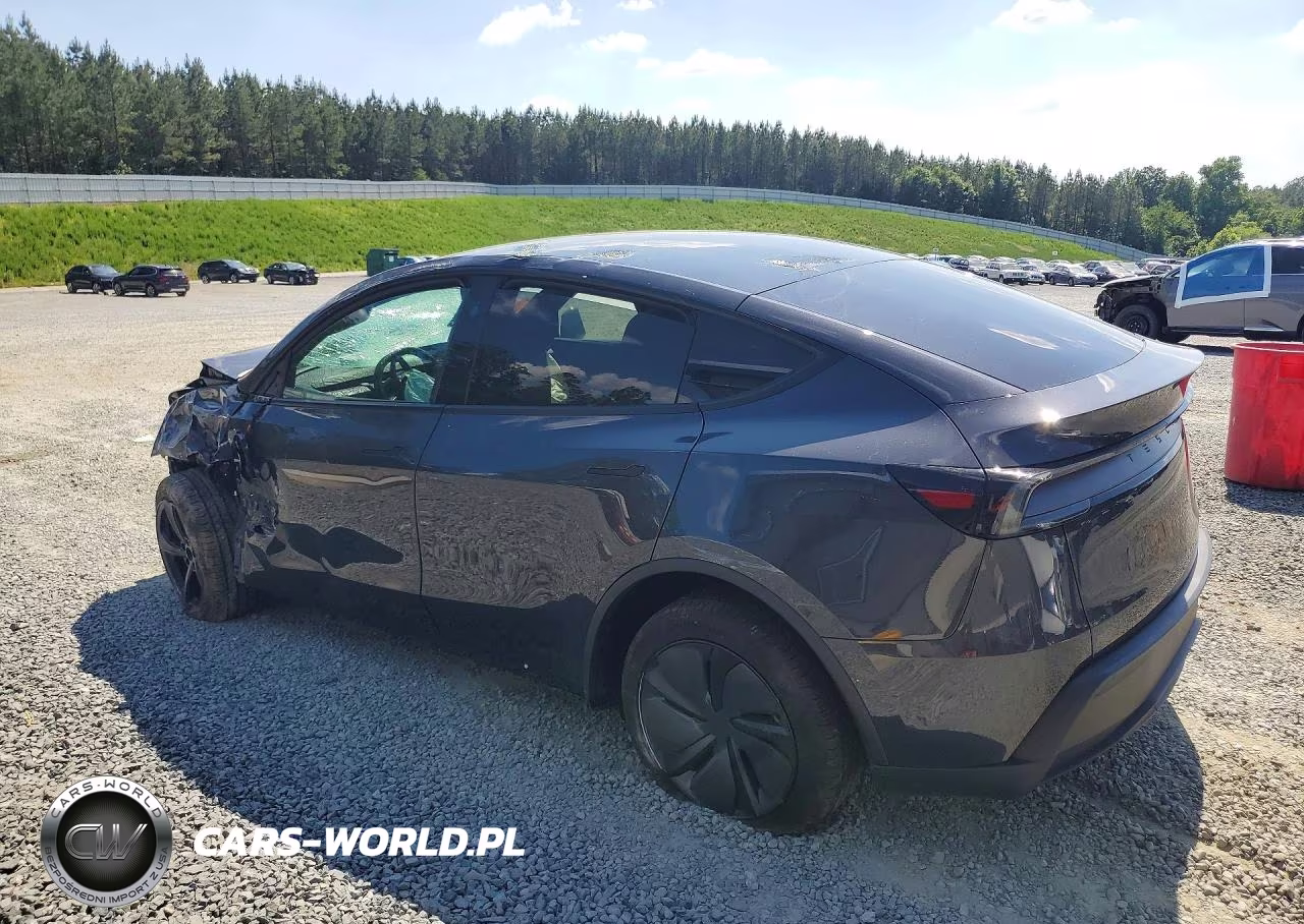 2026 Tesla Model Y VIN:7SAYGAEE9TF620153 - 2