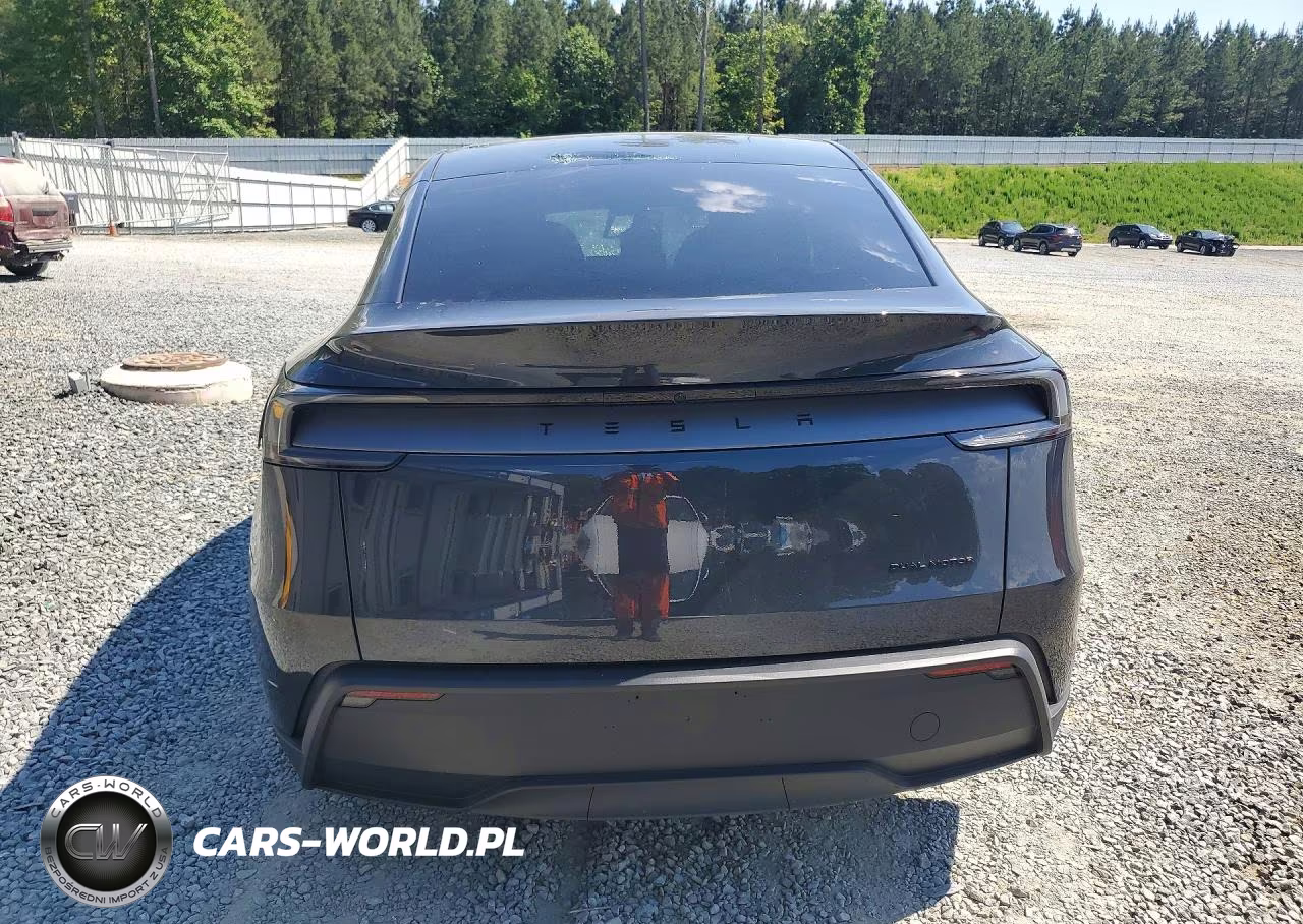 2026 Tesla Model Y VIN:7SAYGAEE9TF620153 - 6