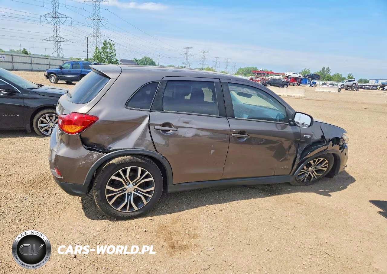 2018 Mitsubishi Outlander Sport Es VIN:JA4AP3AU0JU011054 - 3