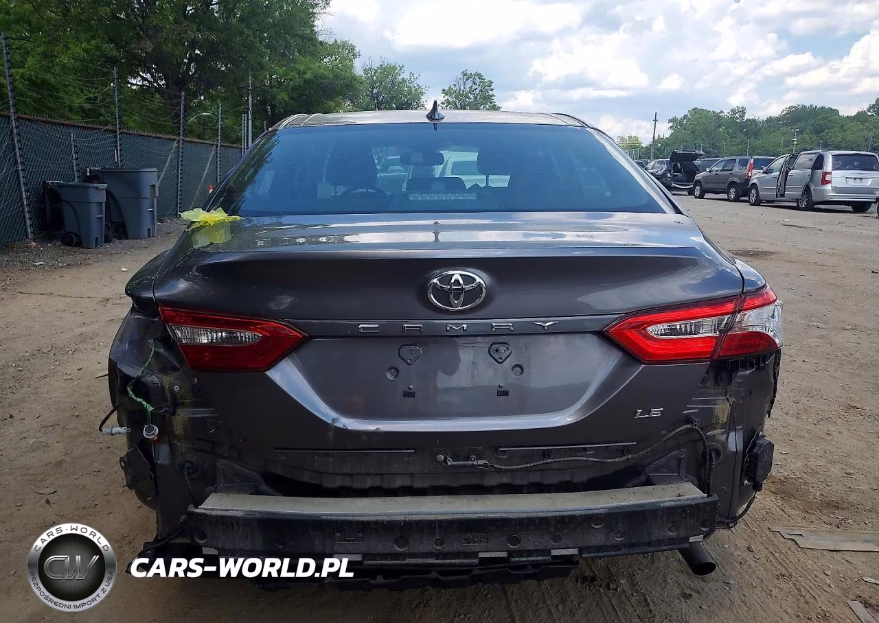 2019 Toyota Camry Le VIN:4T1B11HK8KU850032 - 6