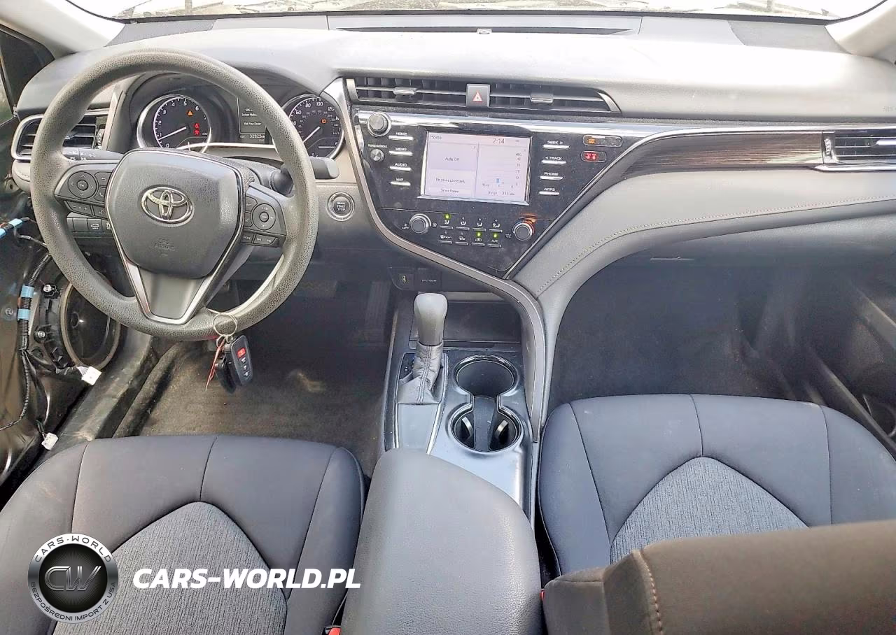 2019 Toyota Camry Le VIN:4T1B11HK8KU850032 - 8