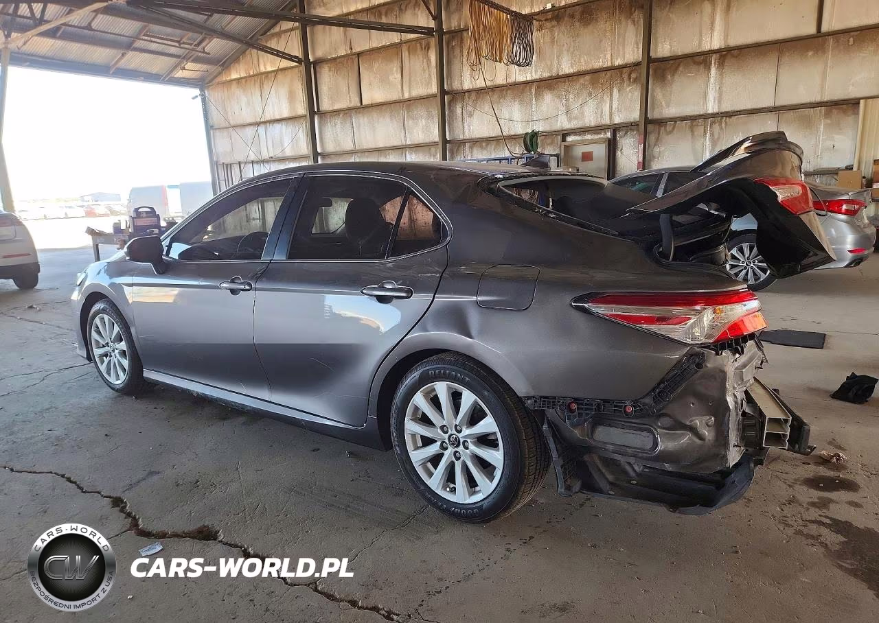 2019 Toyota Camry Le VIN:4T1B11HK3KU770539 - 2