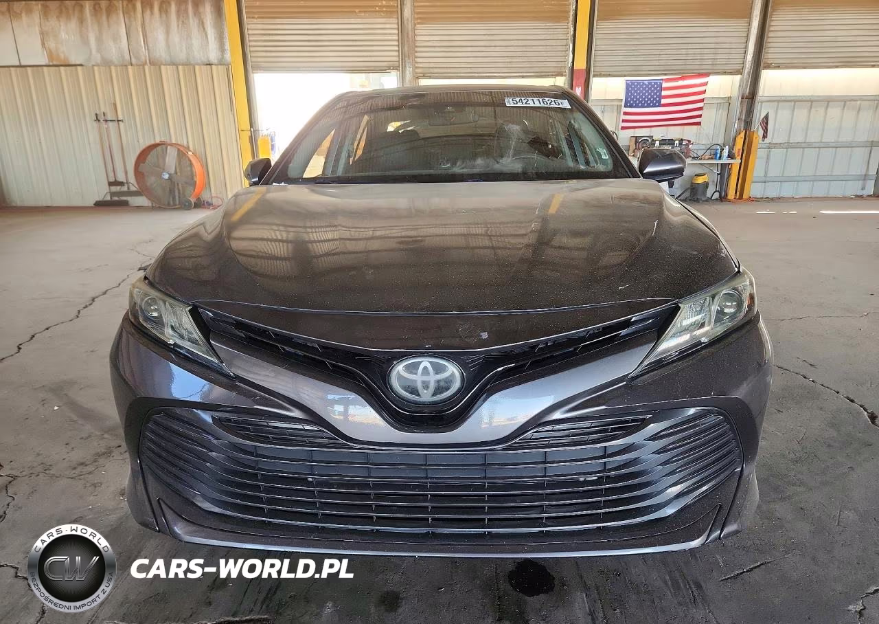 2019 Toyota Camry Le VIN:4T1B11HK3KU770539 - 5