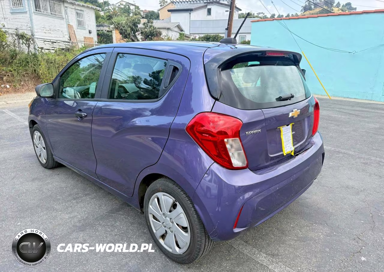2017 Chevrolet Spark Ls VIN:KL8CB6SA8HC740527 - 3