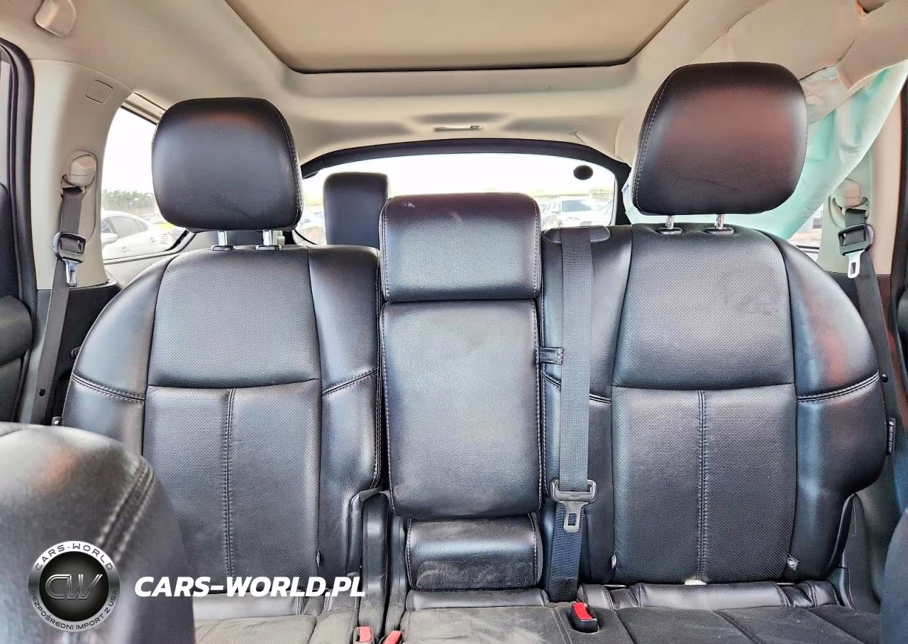 2019 Nissan Pathfinder Platinum VIN:5N1DR2MN3KC593620 - 10