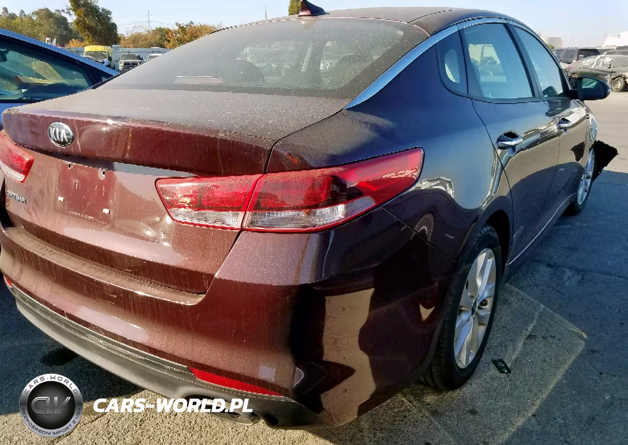2017 Kia Optima Lx VIN:5XXGT4L32HG146056 - 4