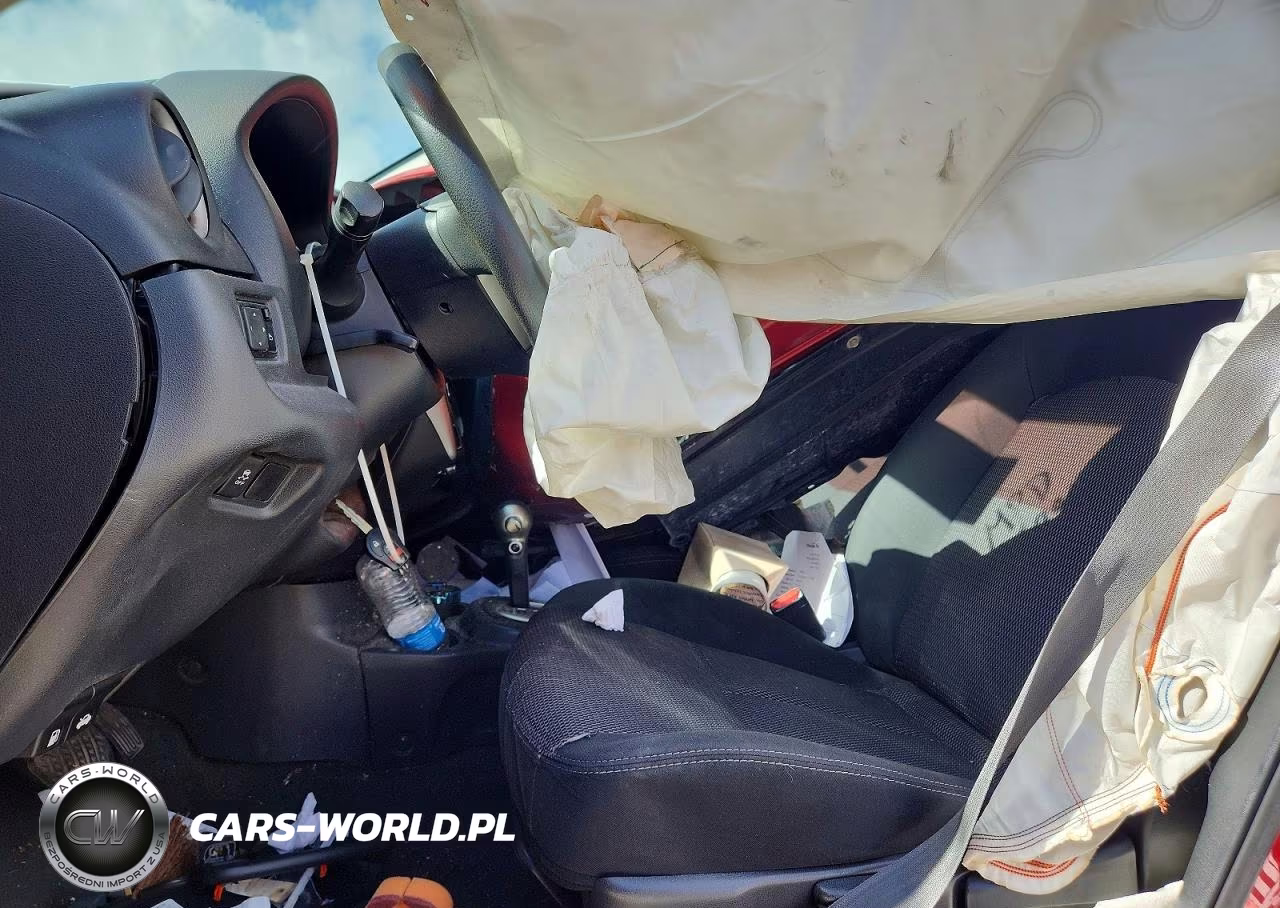 2019 Nissan Versa Sv VIN:3N1CN7AP4KL859815 - 7