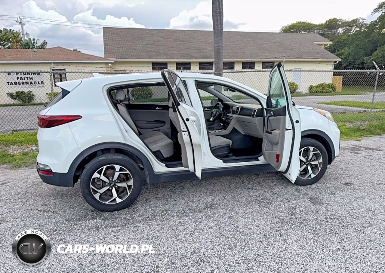 2020 Kia Sportage Lx VIN:KNDPMCAC9L7699024 - 11