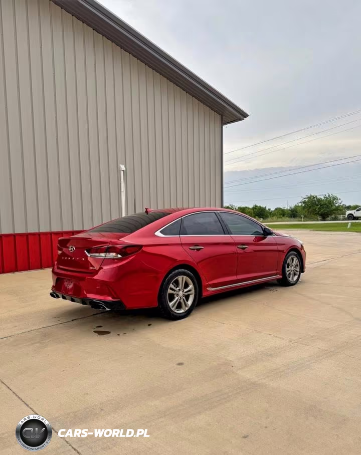 2019 Hyundai Sonata Limited VIN:5NPE34AF1KH795802 - 4