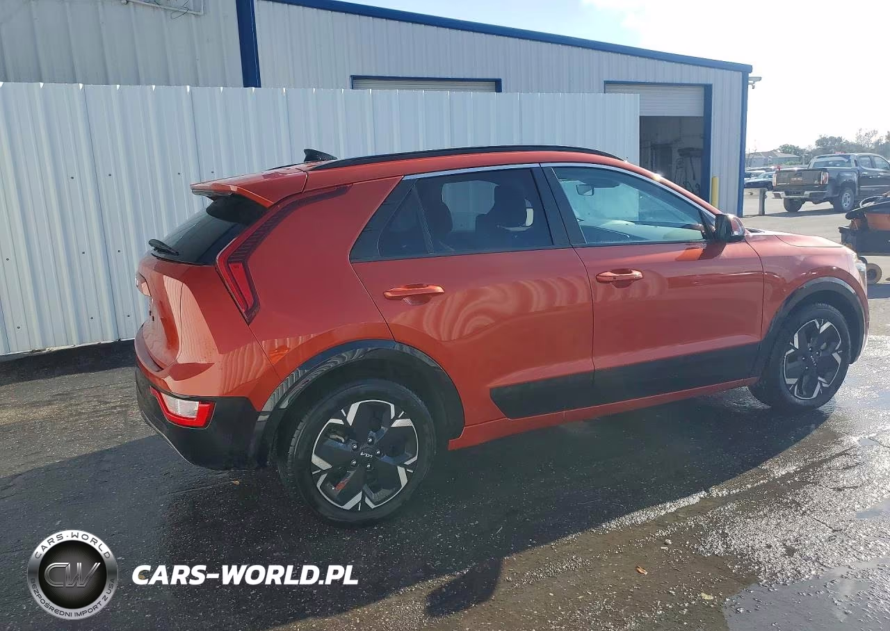 2023 Kia Niro Wind VIN:KNDCR3L13P5050946 - 3