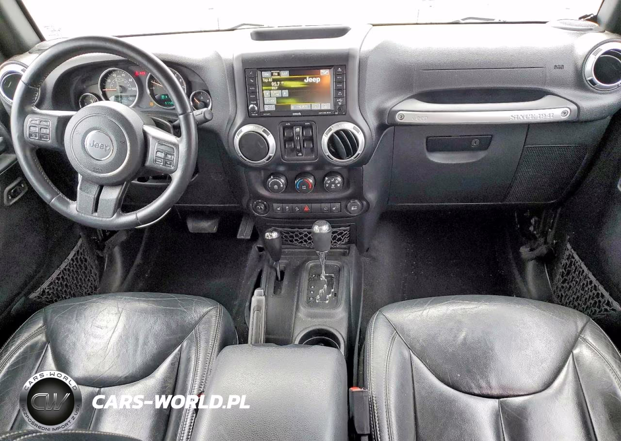 2016 Jeep Wrangler Unlimited Sahara VIN:1C4HJWEG8GL199087 - 8
