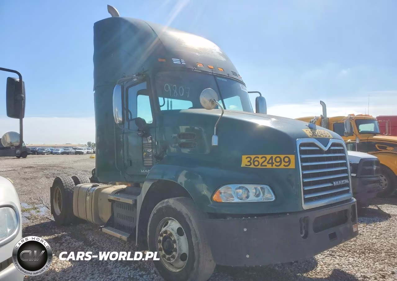 2017 Mack Cxu612 Semi Truck