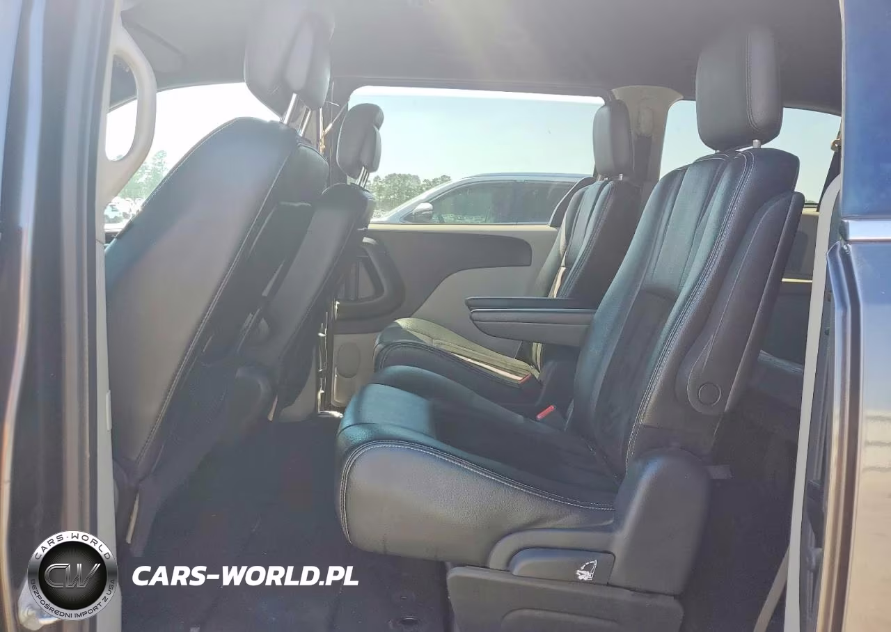 2018 Dodge Grand Caravan Sxt VIN:2C4RDGCG7JR206582 - 11
