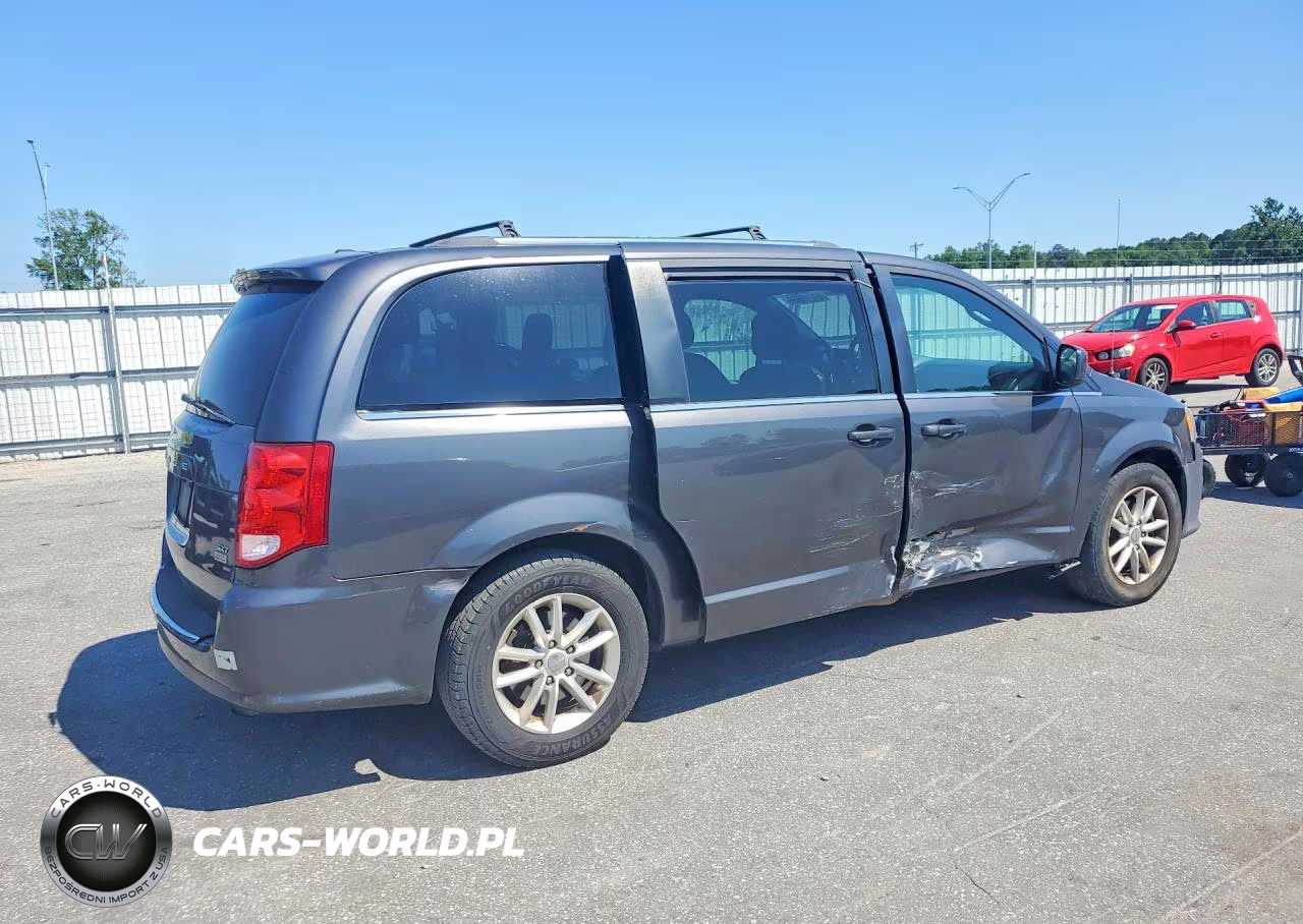 2018 Dodge Grand Caravan Sxt VIN:2C4RDGCG7JR206582 - 3
