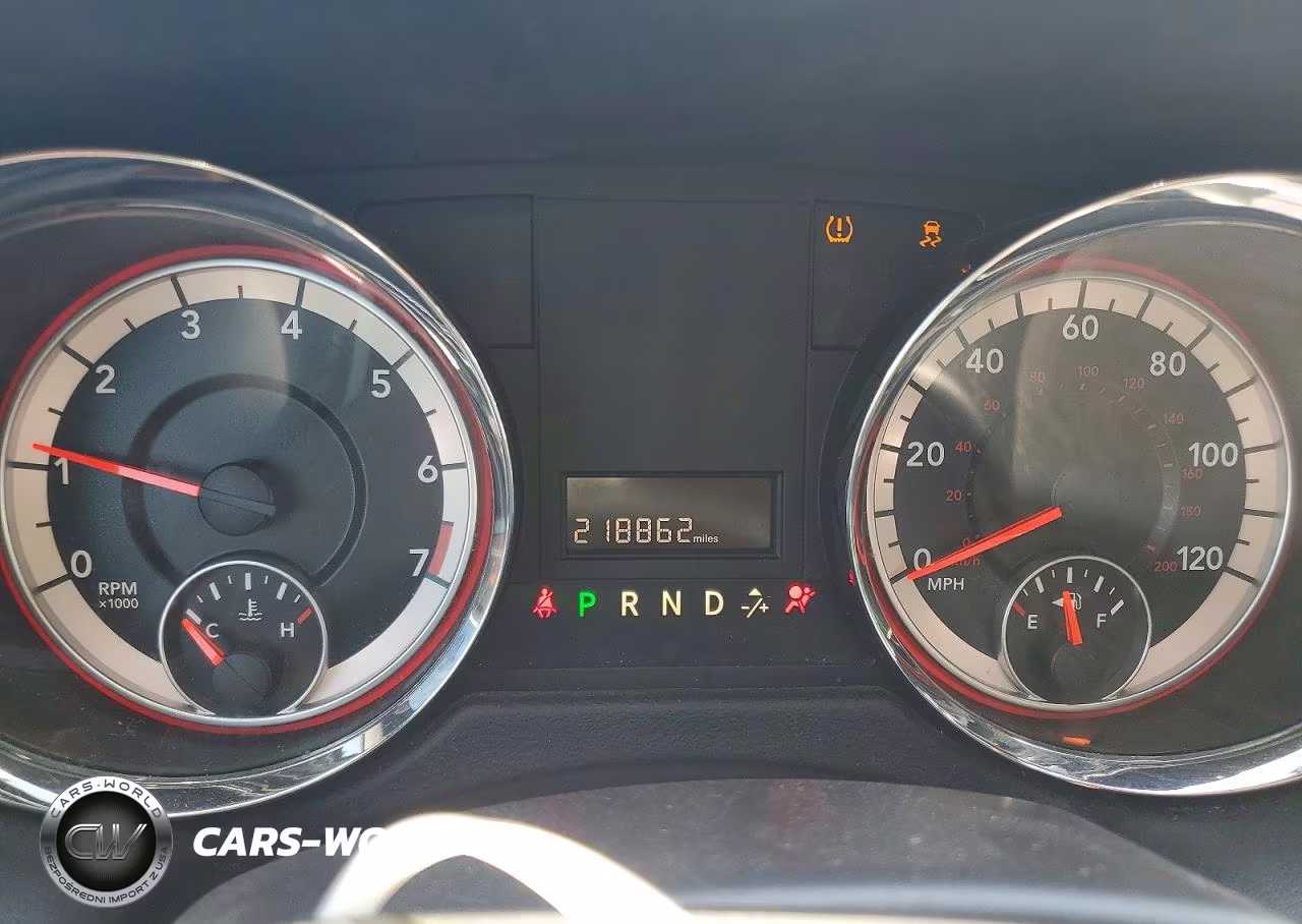 2018 Dodge Grand Caravan Sxt VIN:2C4RDGCG7JR206582 - 9