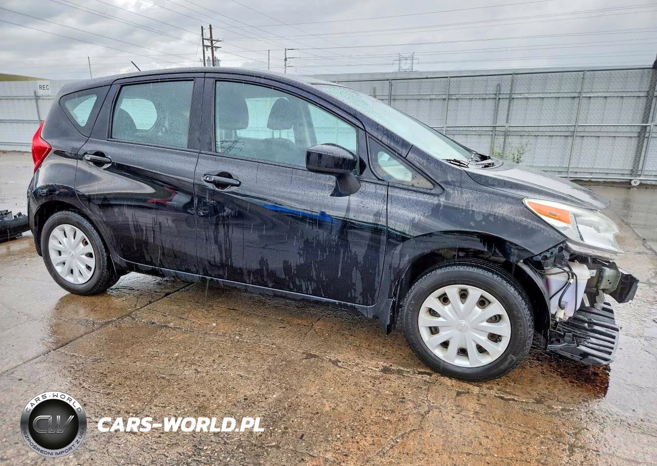 2015 Nissan Versa Note S Plus VIN:3N1CE2CP3FL401379 - 4