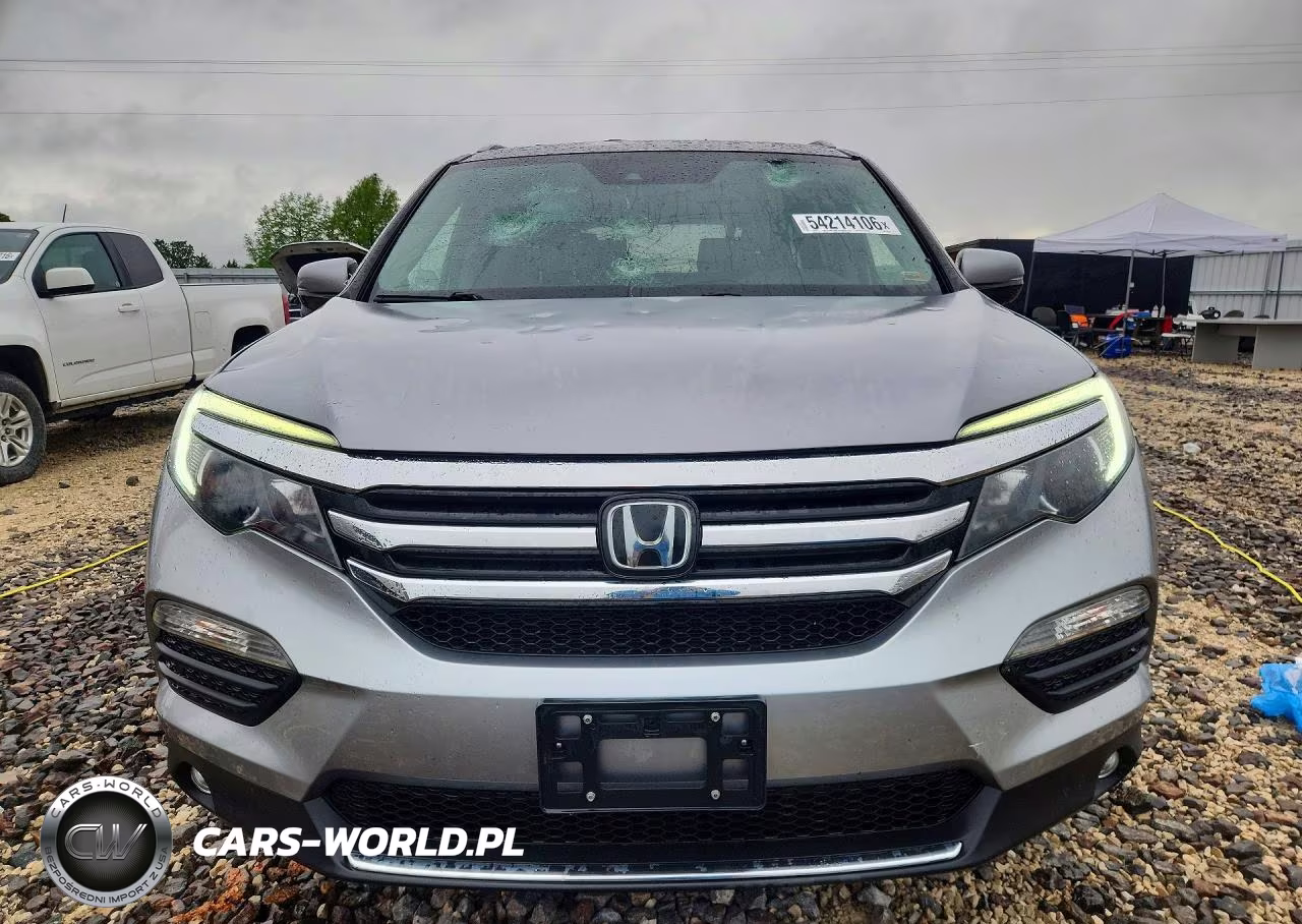 2017 Honda Pilot Touring VIN:5FNYF6H92HB104798 - 5