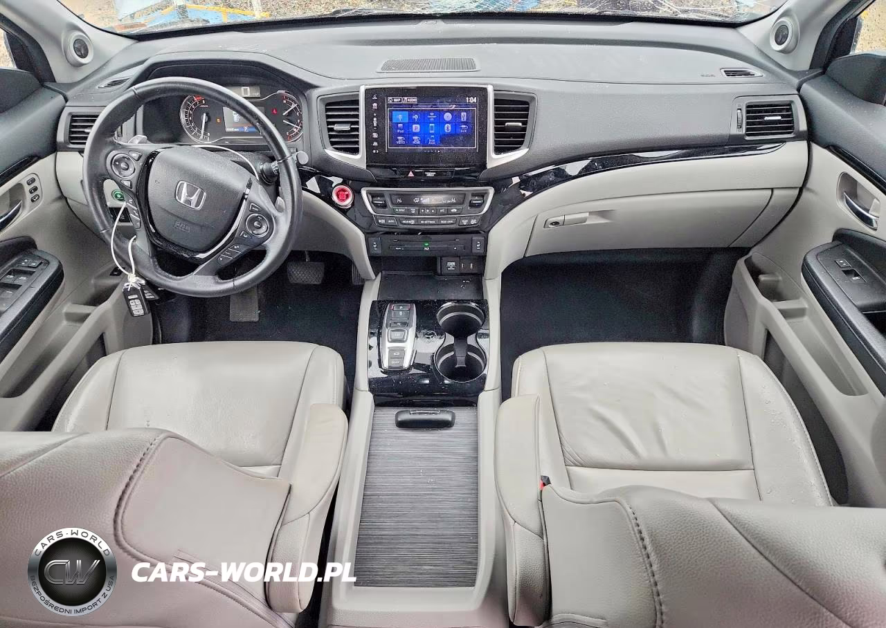 2017 Honda Pilot Touring VIN:5FNYF6H92HB104798 - 8