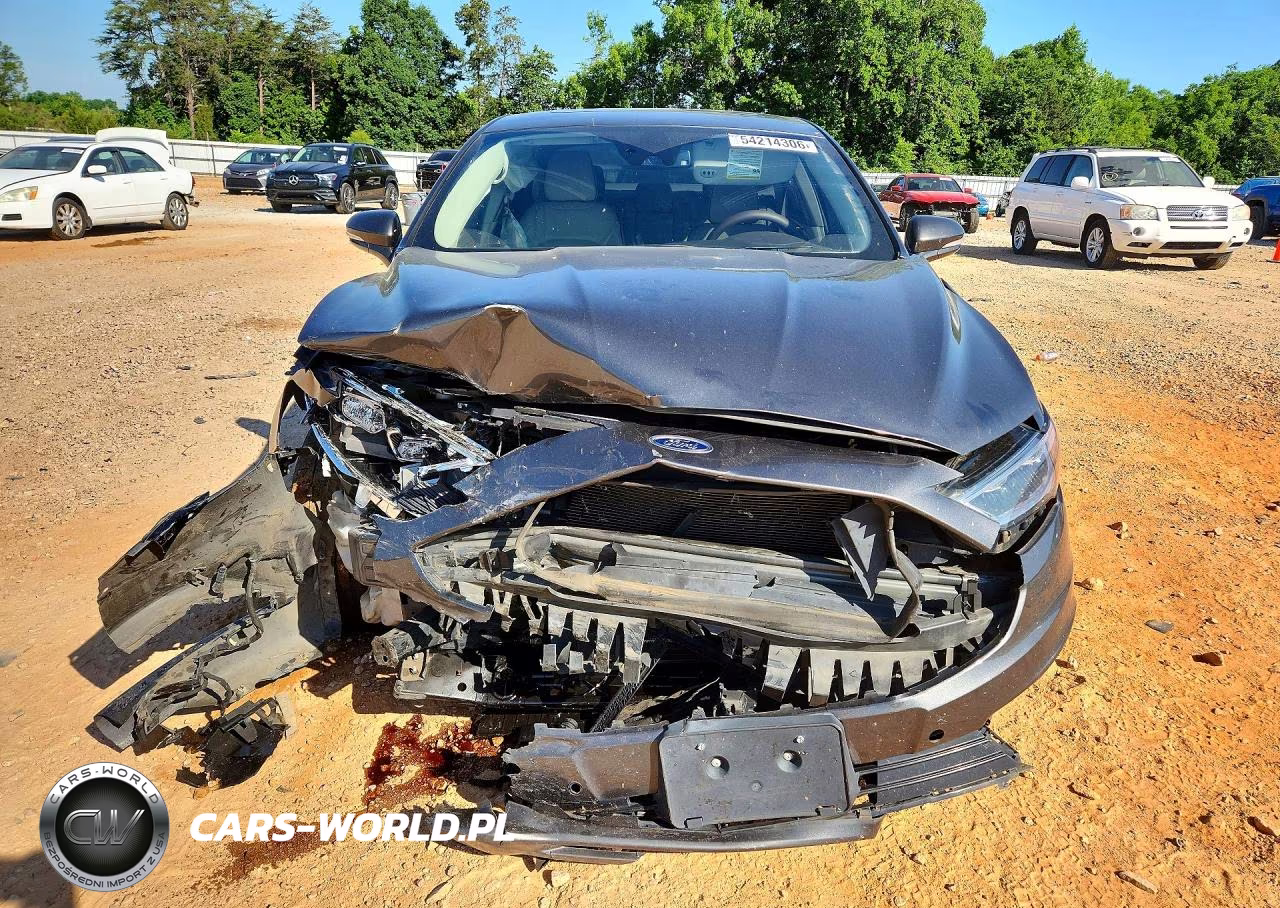 2017 Ford Fusion Titanium Phev VIN:3FA6P0SU3HR364405 - 5