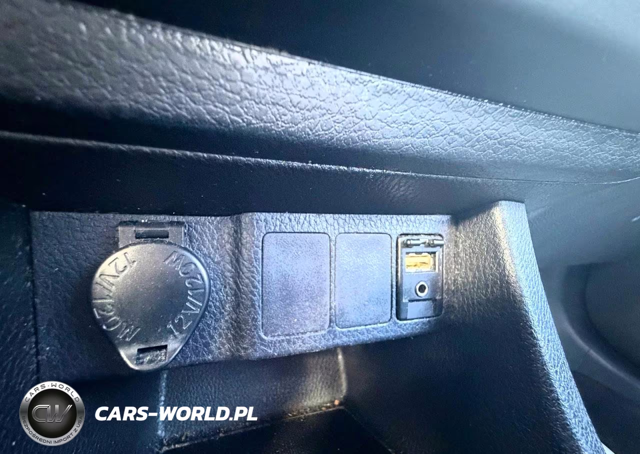 2015 Toyota Corolla L VIN:5YFBURHE9FP353546 - 13