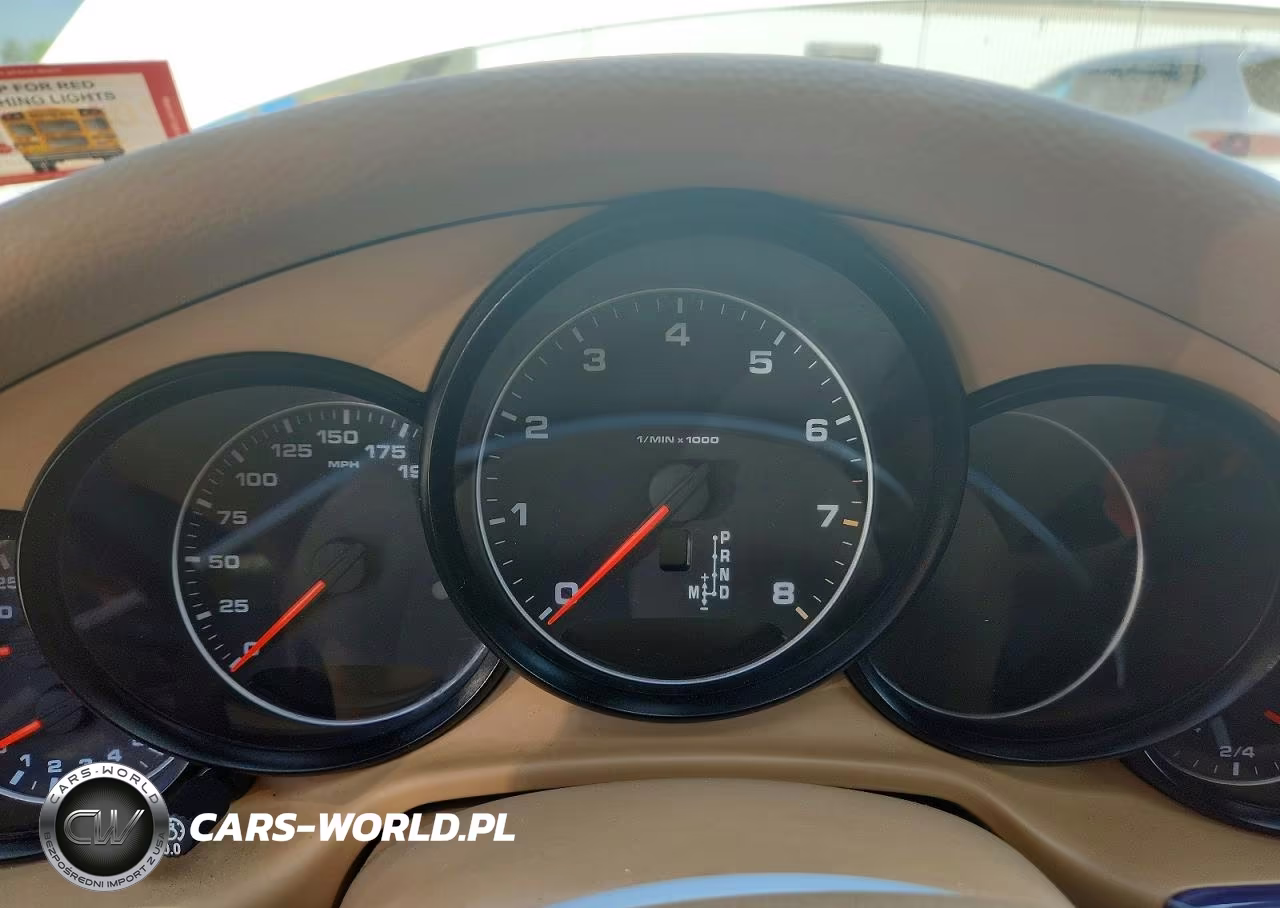 2011 Porsche Panamera 2 VIN:WP0AA2A77BL021678 - 9