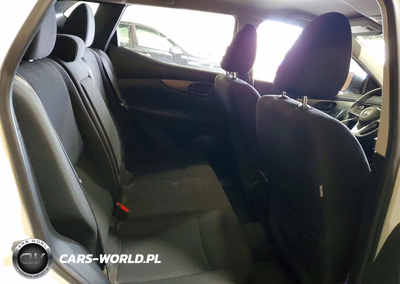 2019 Nissan Rogue Sport S VIN:JN1BJ1CRXKW324131 - 11