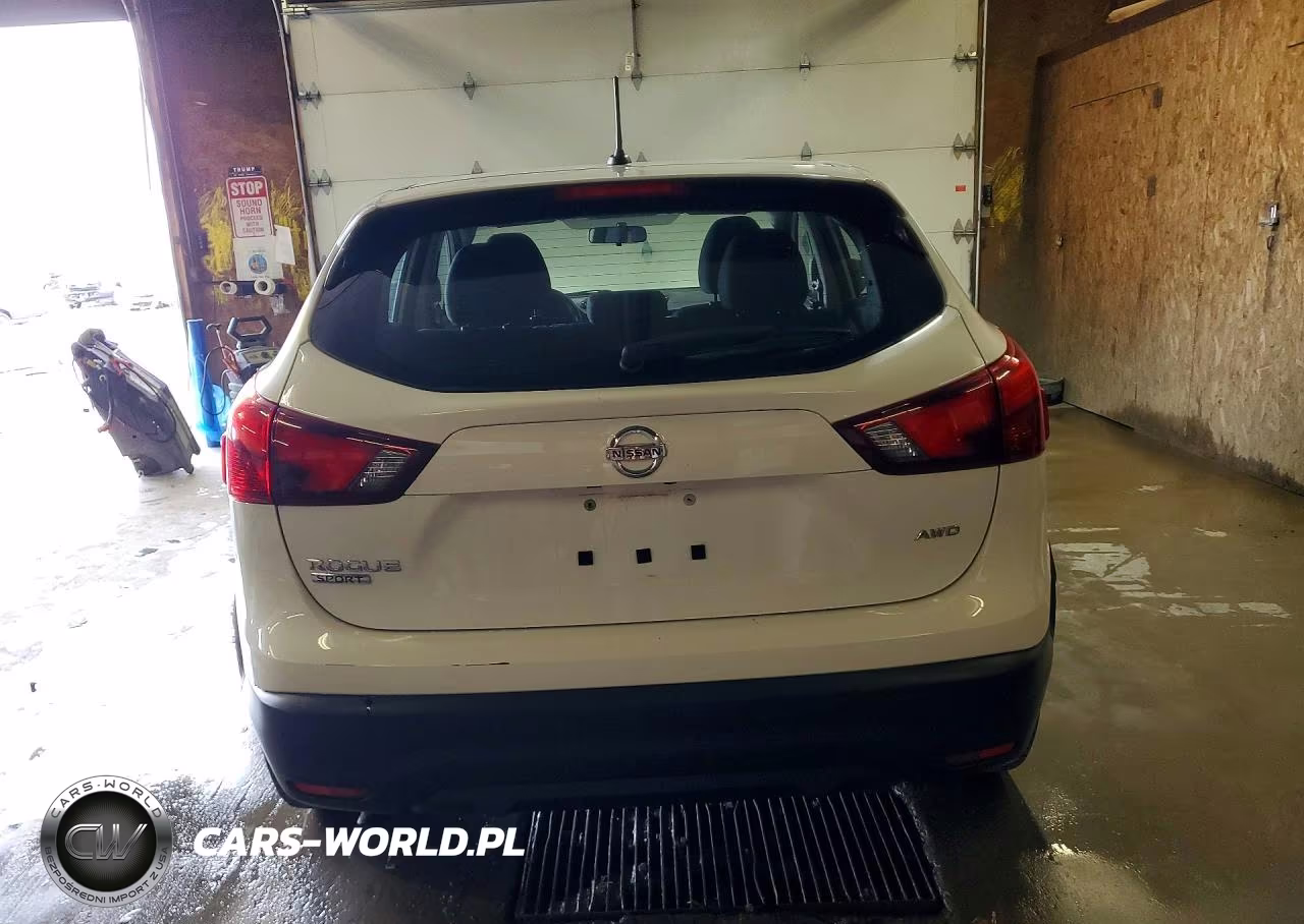 2019 Nissan Rogue Sport S VIN:JN1BJ1CRXKW324131 - 6