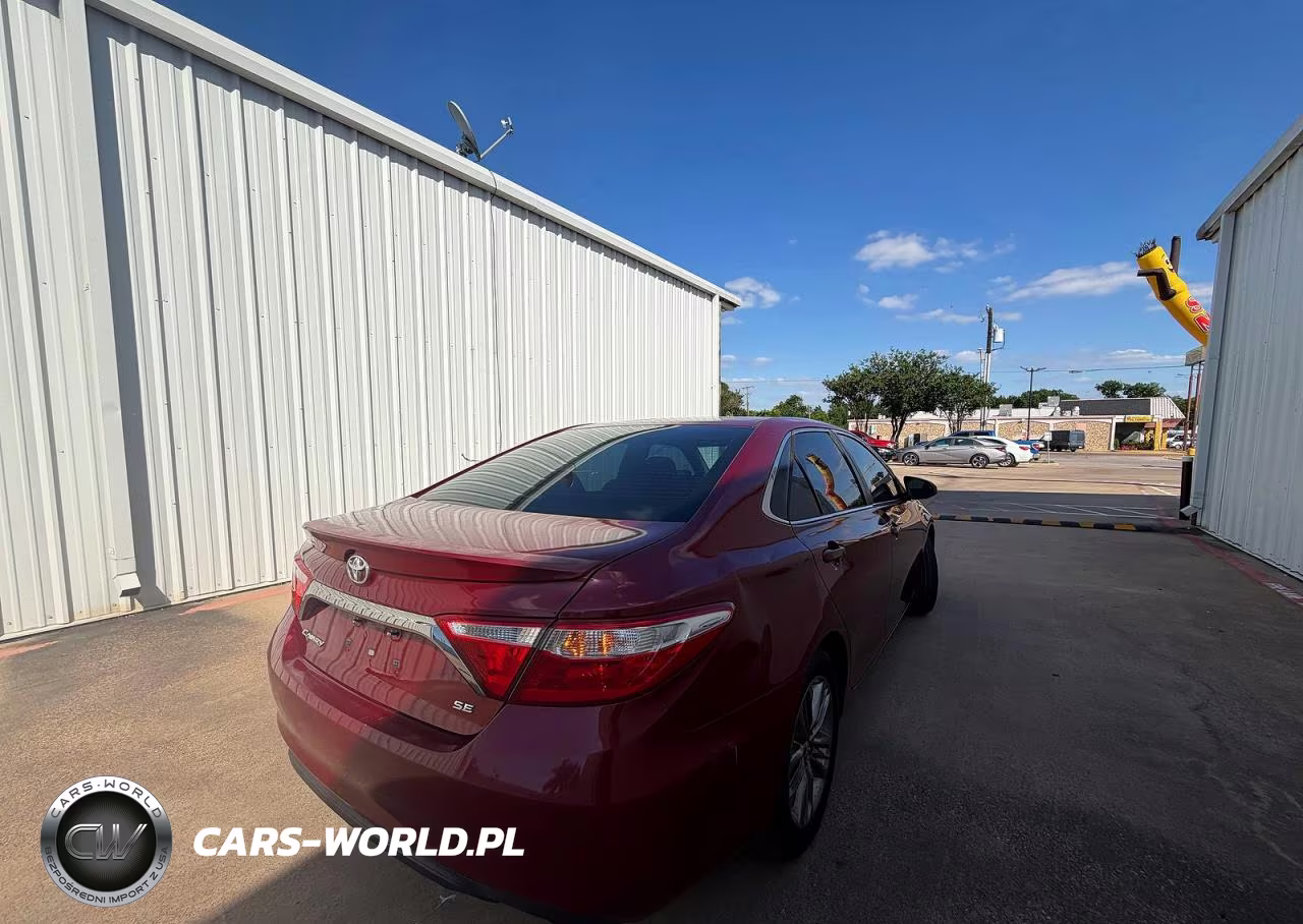 2015 Toyota Camry Se VIN:4T1BF1FK9FU986020 - 4